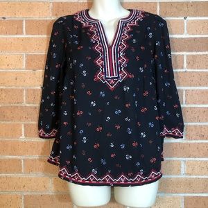 Gap peasant blouse size XXS black red